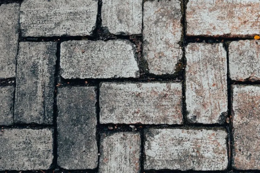 Natural stone paving slabs