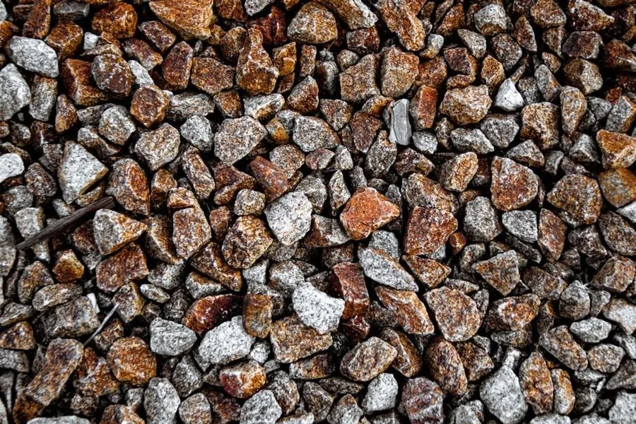 Close view of resin bound aggregate showing the stone texture a buyer should inspect
